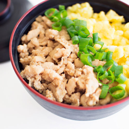 Soboro Don (そぼろ丼 : Ground Chicken Bowl)